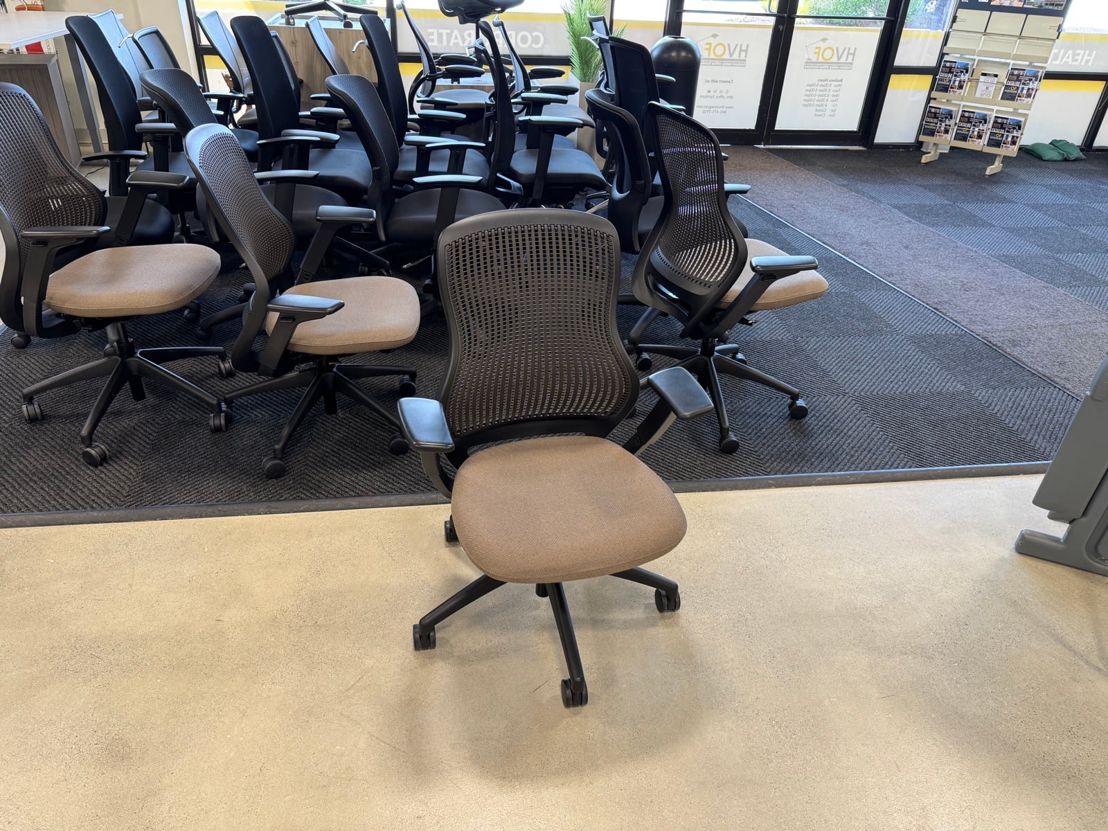 Mocha Flex-Back Task Chair